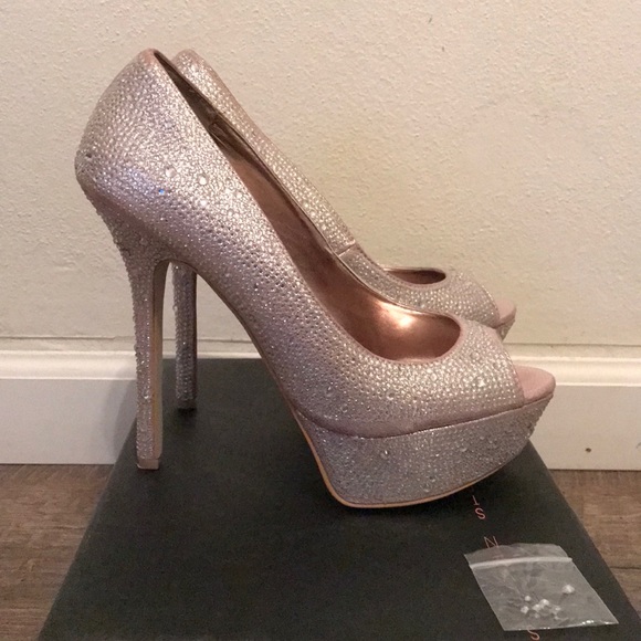 Steven Madden diamond platform pumps - Picture 5 of 8